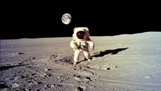 Vad hände med nr 2 på månen